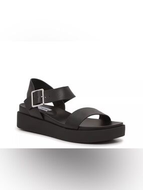 Steve Madden Rileey Black Platform Buckle Sandal